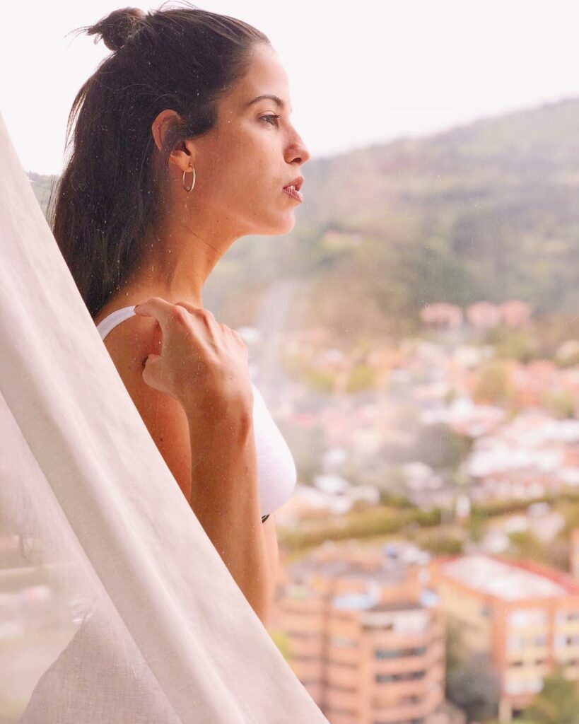 Llegue a Colombia Que lindo poder venir unos días de visita x acá.  Me encanta !...