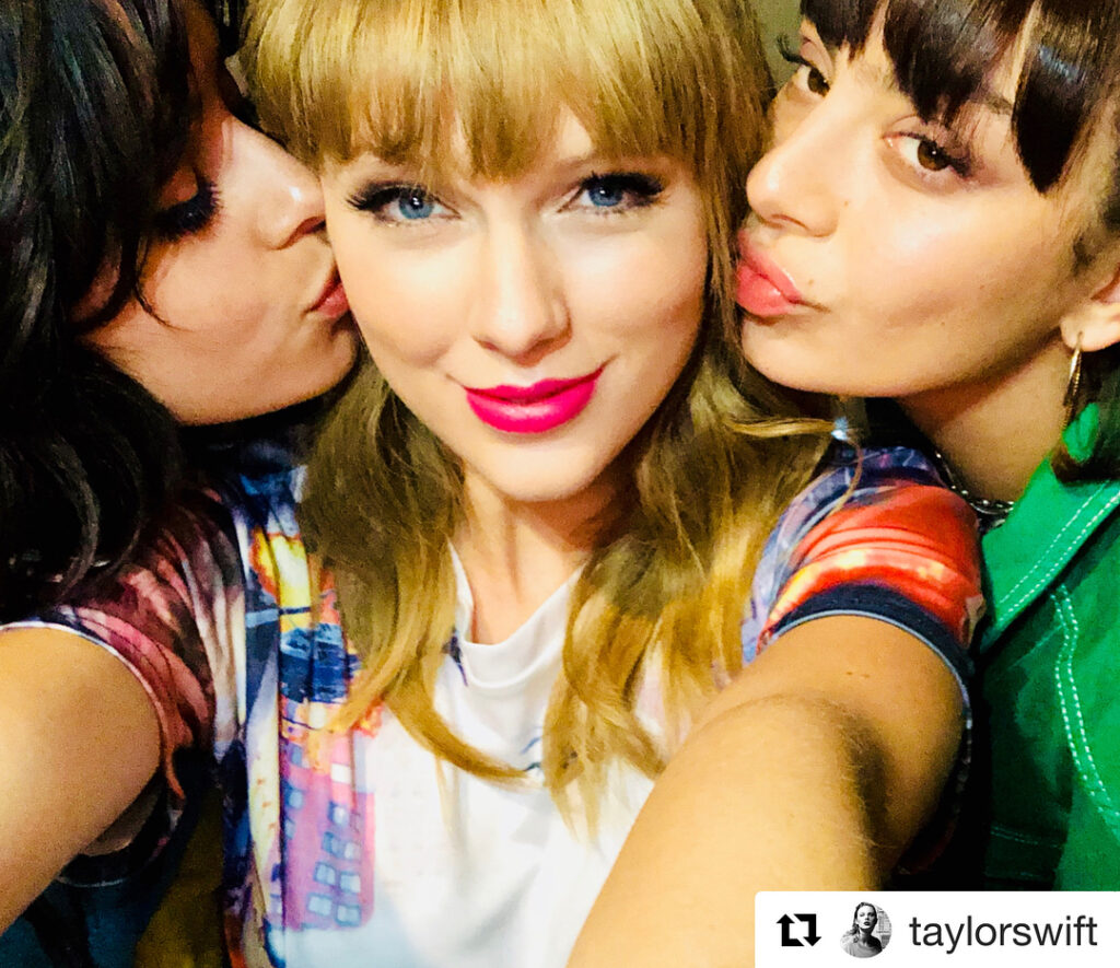 last night on the #reptour  thank you @taylorswift for being an incredible frien...