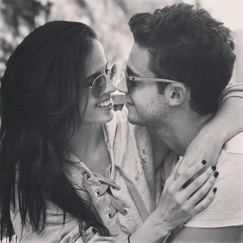 Te amo pero más que nada te elijo  Felices 3 años amore mío 
Para siempre, para ...