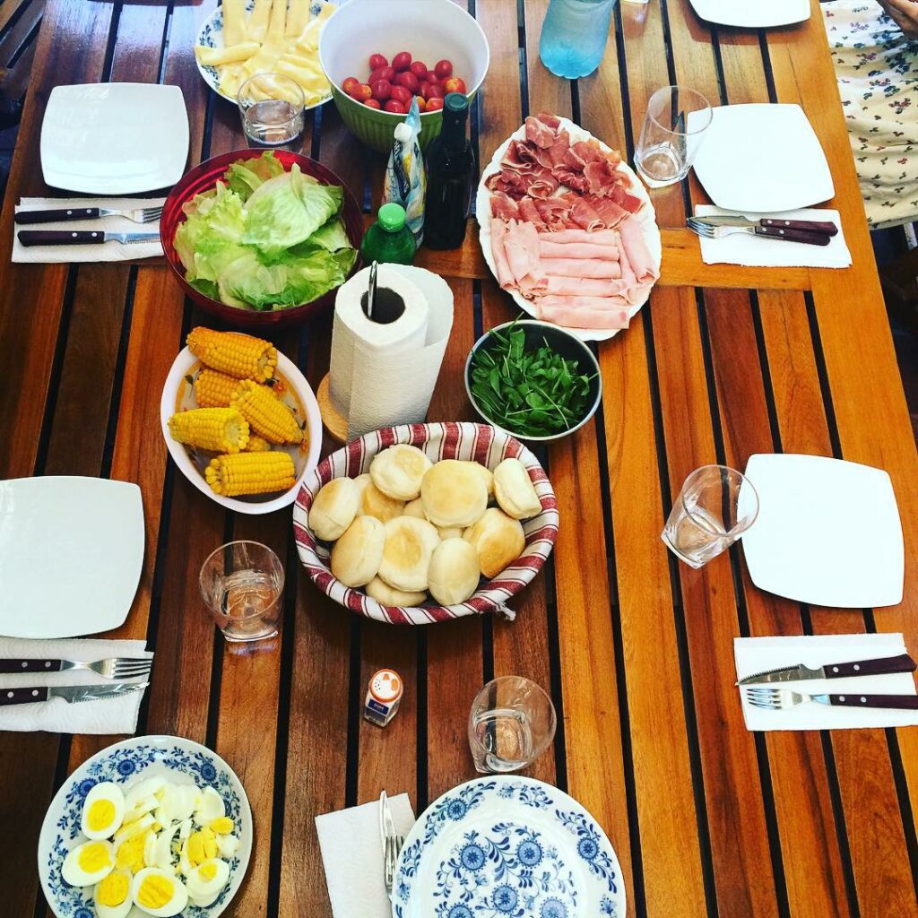 Tan verano !  comida fresca sana y rica !!!!
 fiambre varios 
lechuga
 rucula
 t...