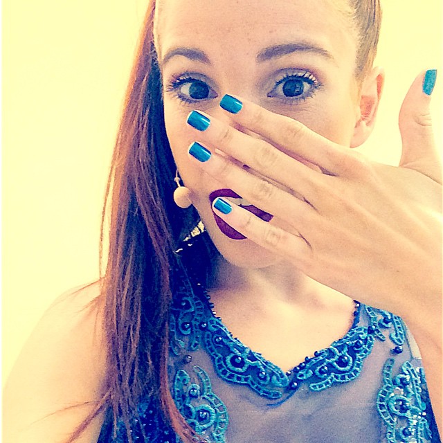Lista para el show de #ViolettaLivePanama y uñas listisimas ! ...