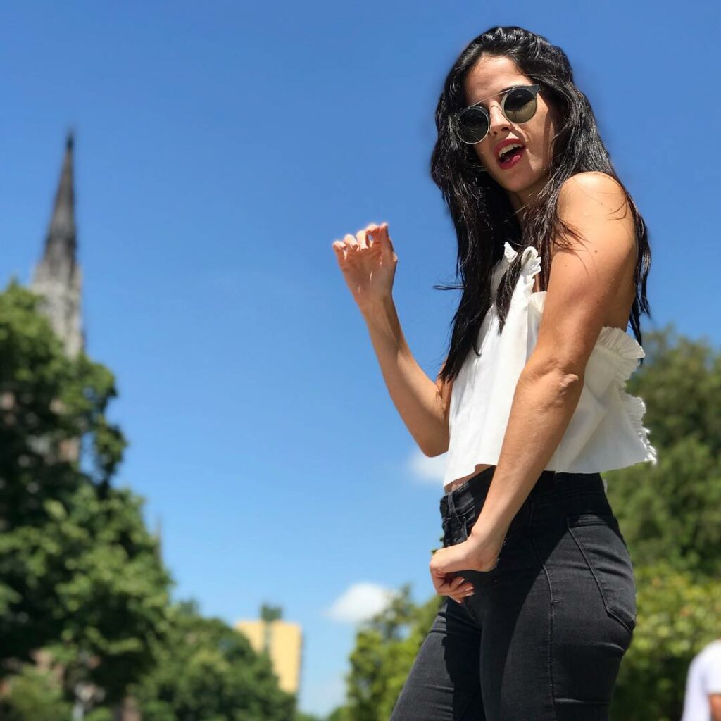 M i e r c o l e s !  Hola amigos!!!!! Como están?  Por aquí todo de 10, ya cerra...