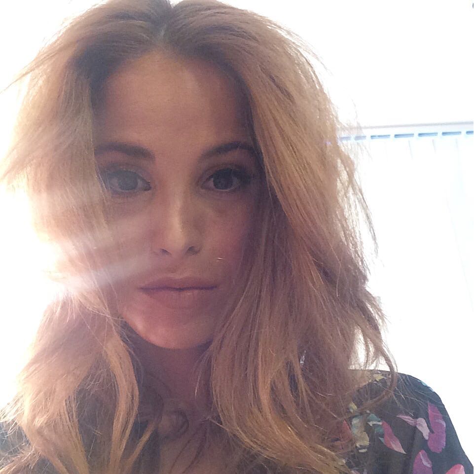 Empezando el día con fotos para @miuxshoes de la mano de @juicymakeup @justinadu...