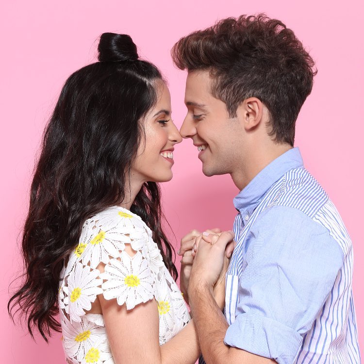 In love  Buenas buenas!!!! Feliz jueves!!!! Hoy hay #Ruggelaria! Gran video ya l...