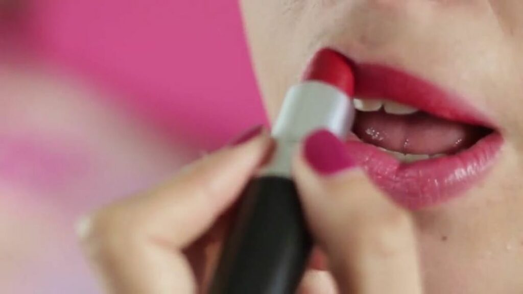 Sentite atractiva y divertida como yo con #SexyFlorever, la nueva fragancia de ...