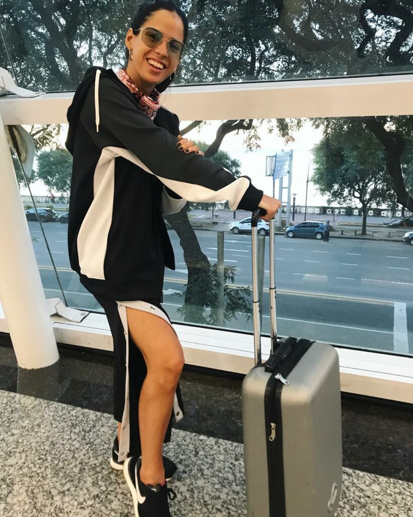 Cande Molfese: Viaje relámpago Parto por unas horitas a Jujuy por un lindo fin que ya verán ! … Viaje relámpago Parto por unas horitas a Jujuy por un lindo fin que ya verán ! ...