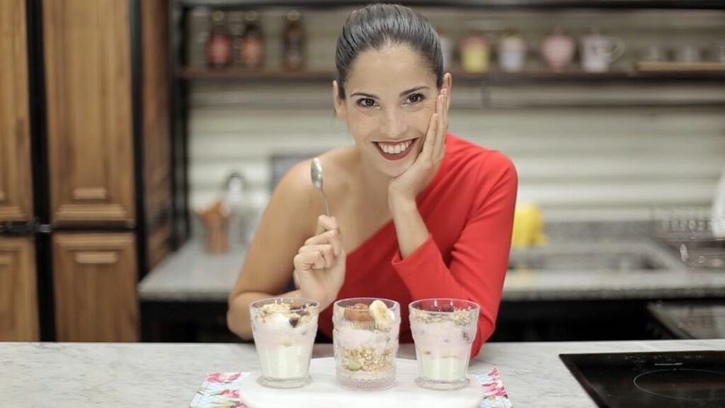 Cande Molfese: LUNES (Les aviso por si no se dieron por aludidos ) Arranquemos el día con un #c… LUNES (Les aviso por si no se dieron por aludidos ) Arranquemos el día con un #c...