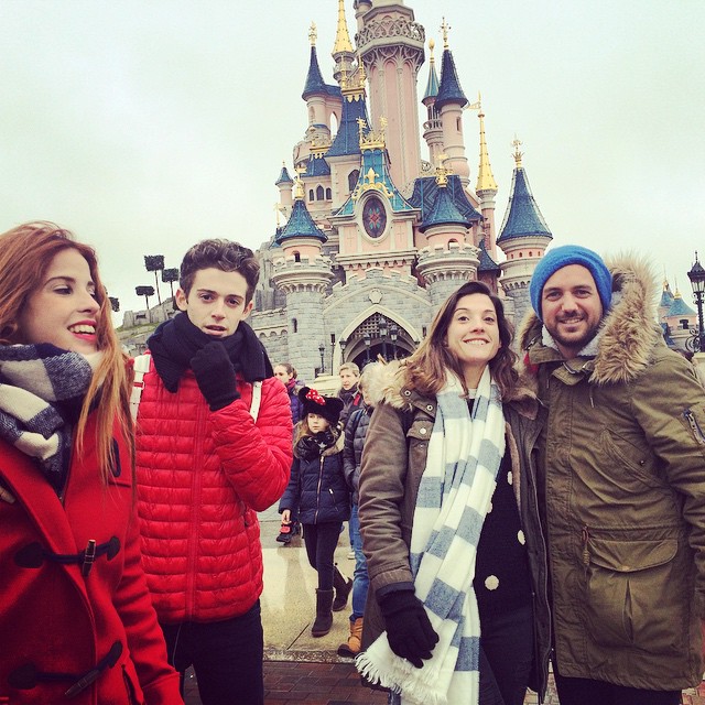 Hoy disneyyyyy !!!!! @manucastineyras @ruggeropasquarelli @coumolfese...