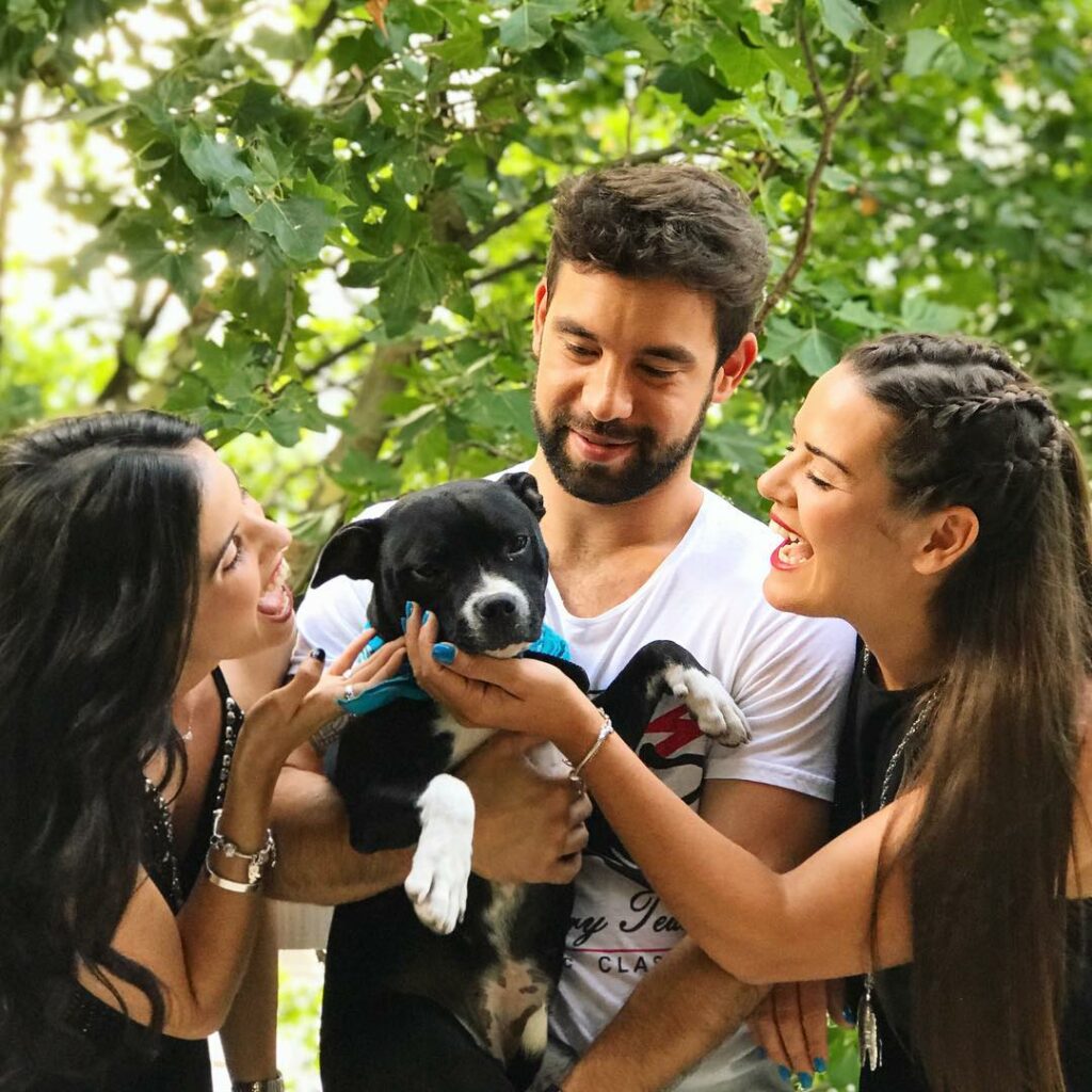 Lindos amigos lindos  @cachetesierra @micavazquezok #marta  Alto programon @fans...