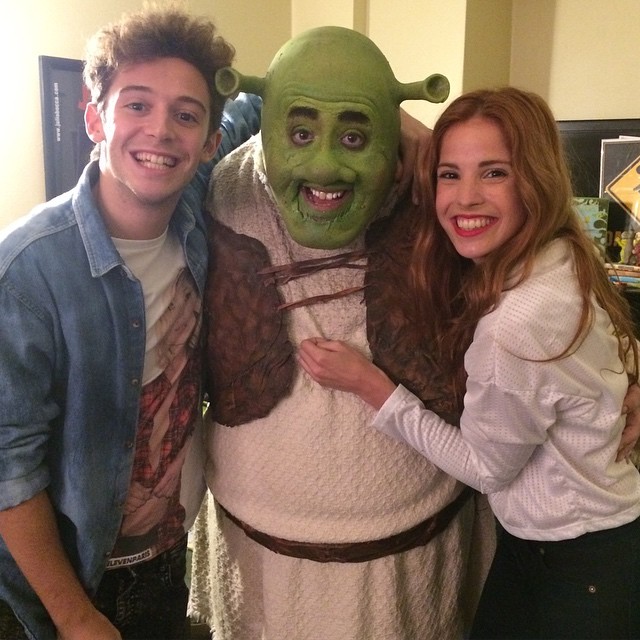 Buen día amigos! Ayer fuimos a ver Shrek el musical y wowwww un bomba!!!! Felici...