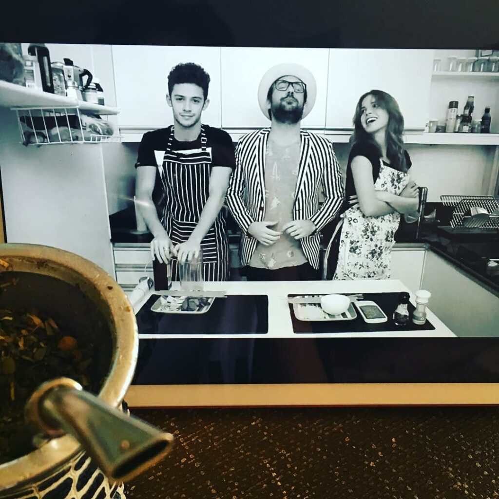 Buen día buen dia! Prepárense porque hoy se viene un nuevo vídeo de #Ruggelaria ...