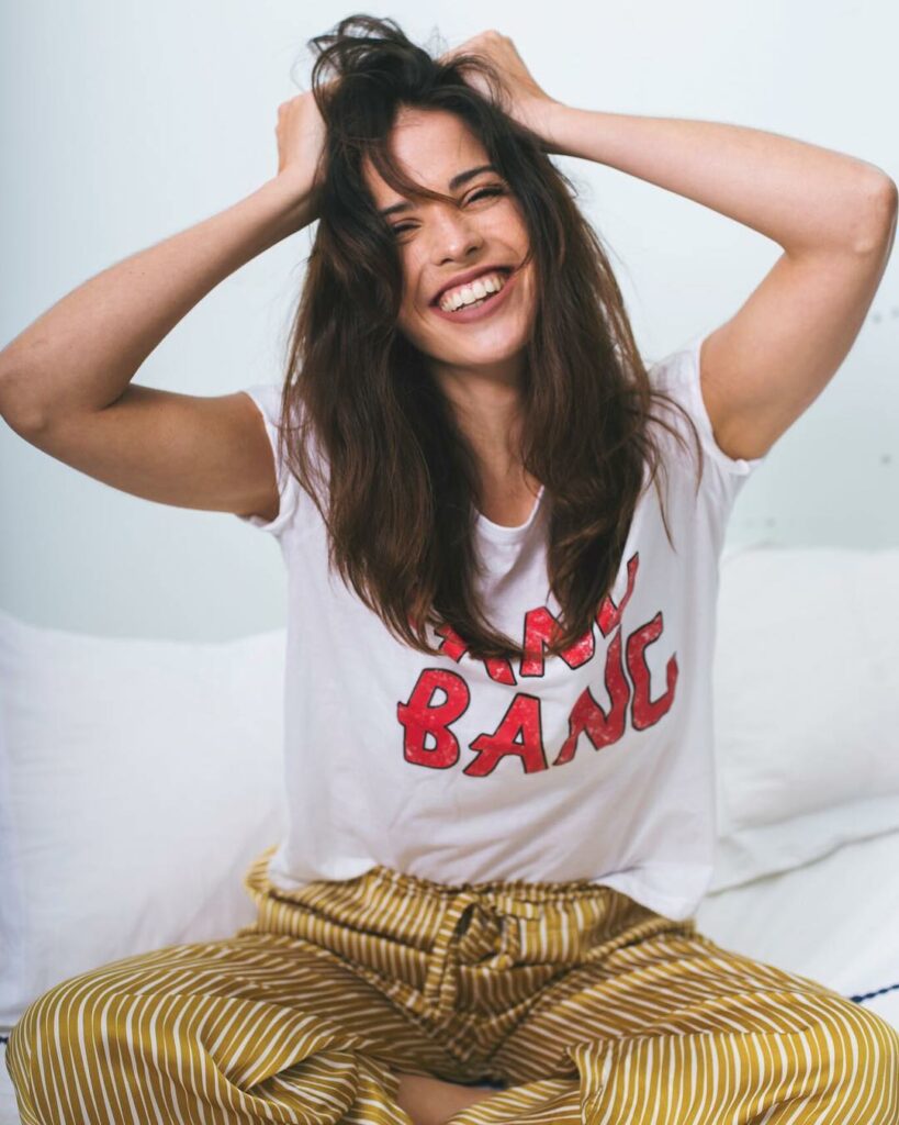 Holaaaaa lunes !  Como arrancan la semana amigos ?!  Yo muy bien ! 
Organizando ...