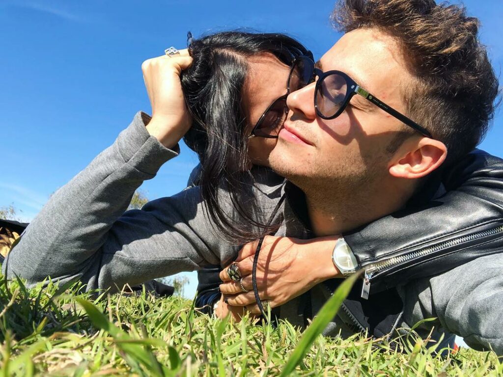 Buen viaje mi vida a disfrutar esta nueva experiencia que te propone la vida!!!!...