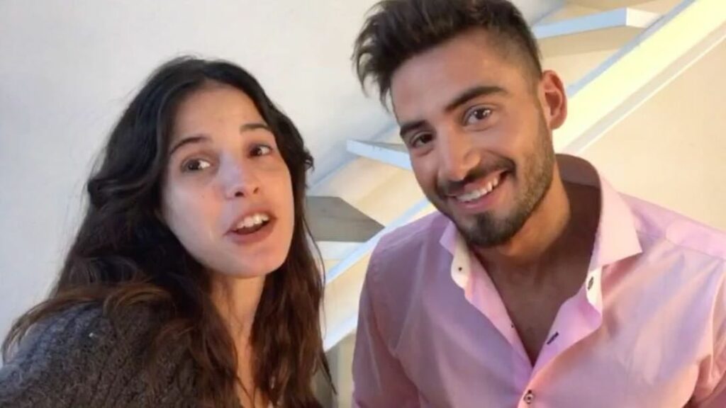 Llego el Martes y me copa por varias razones:
1⃣ Porque salió el (Estaba ...