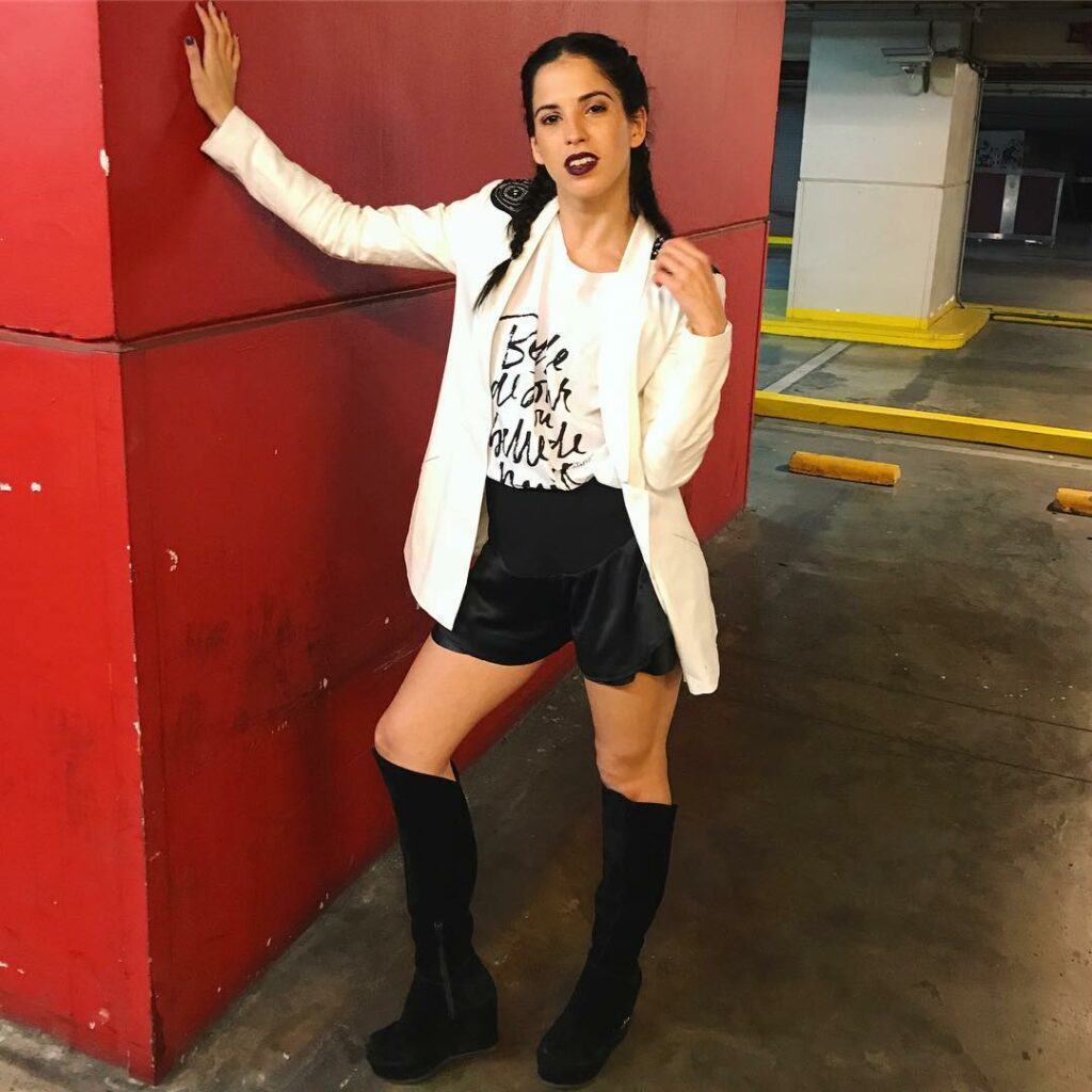 Smile  Look total de @delaostiadesign  Increíble la nueva colección! #alcortaedi...