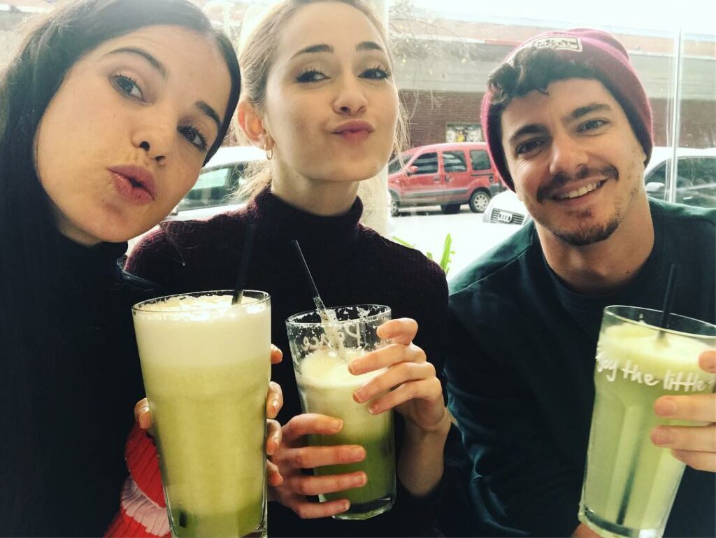 Con ellos siempre así  que lindos mis amigos @mechisoy @facugamba siempre acompa...