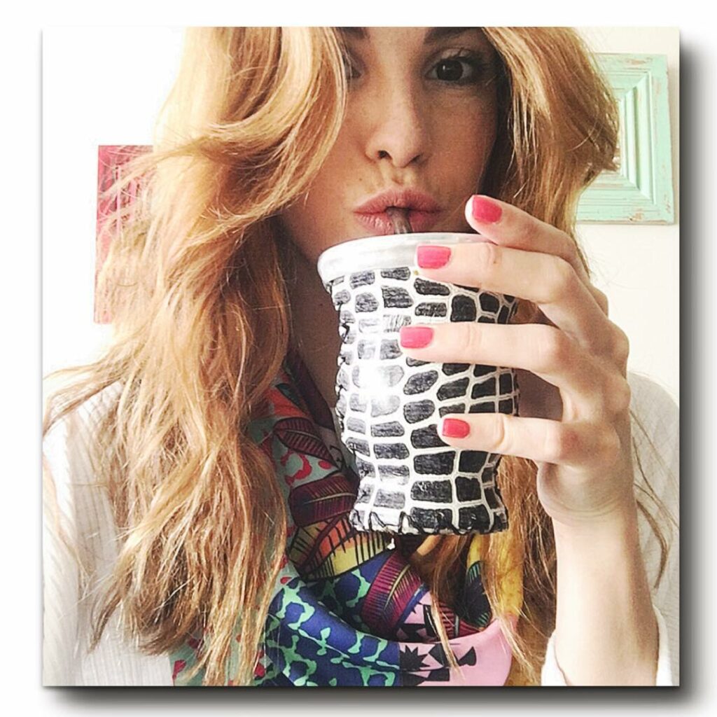 Buen día amigos !  tengo mate nuevo y me creo mil! Arrancando este martes con to...