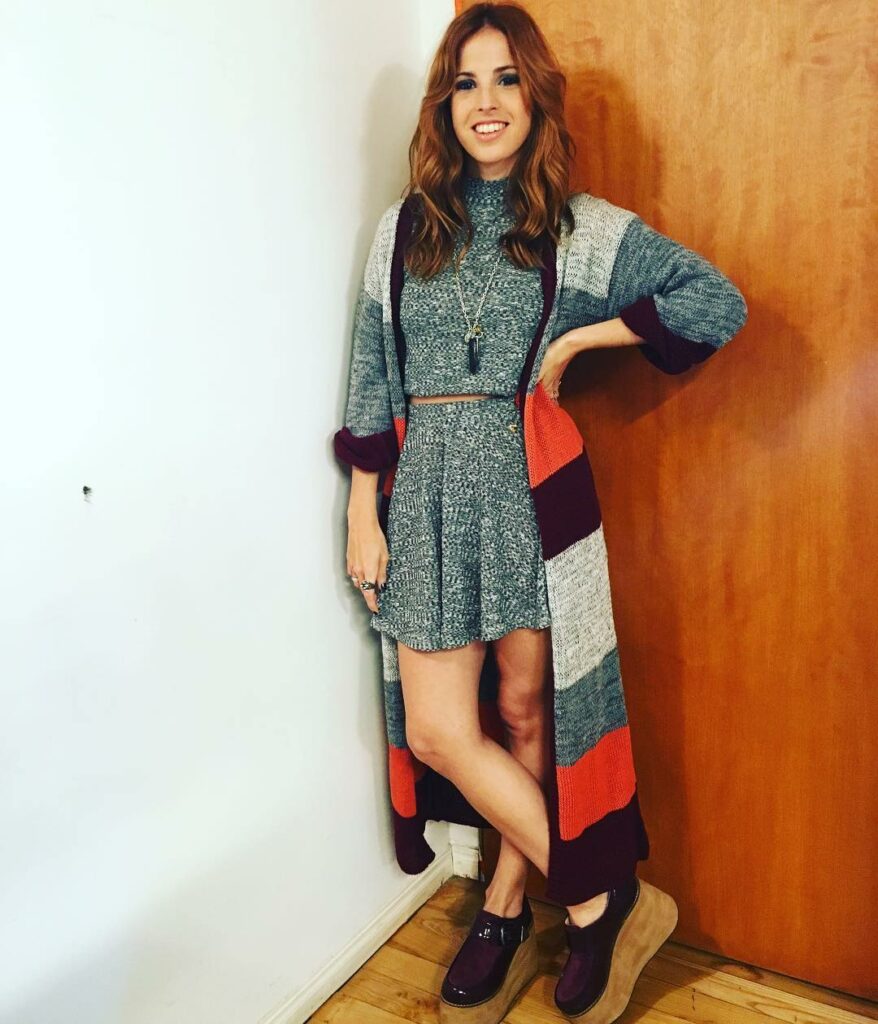 Lista para el programa de hoy con look @muaaoriginal  @miuxshoes  les gusta?...