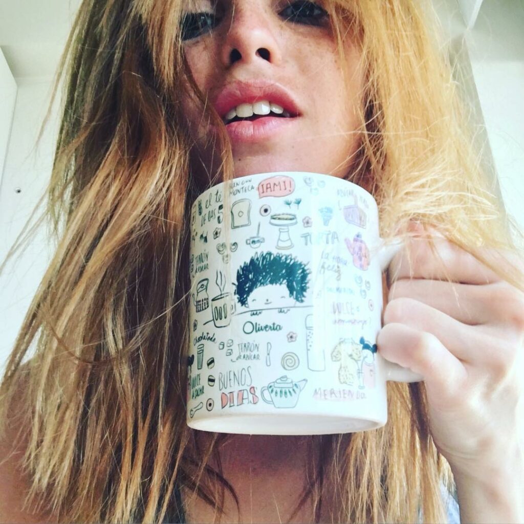 Buen día buen día! Antes de entrenar  un buen desayuno con @olivertadeco ...