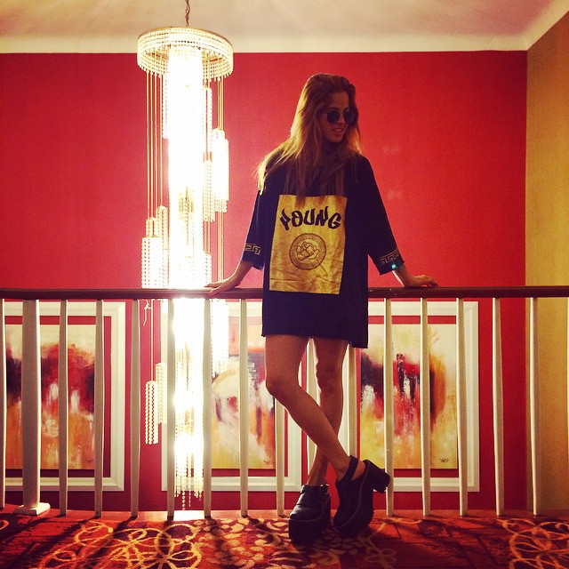 Hoy look by @soficaputo ! #candemolfeselook ...