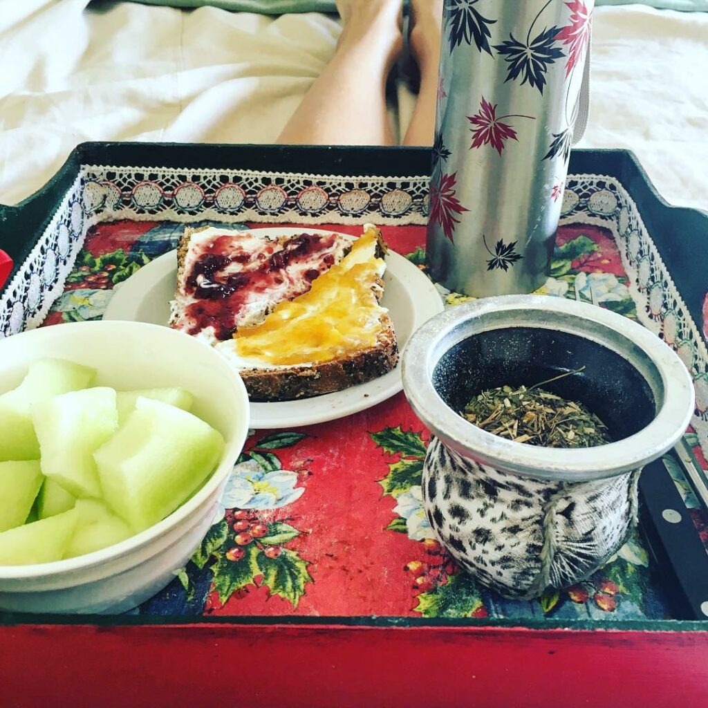 Arrancando mañana con desayuno en la cama! 
Melón (tal vez el último que consiga...