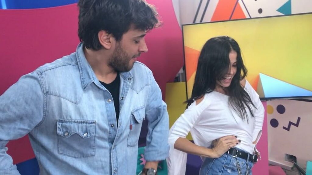 Ya estamos acá con @lizardoponce y se viene el primer programa del año de #FansE...