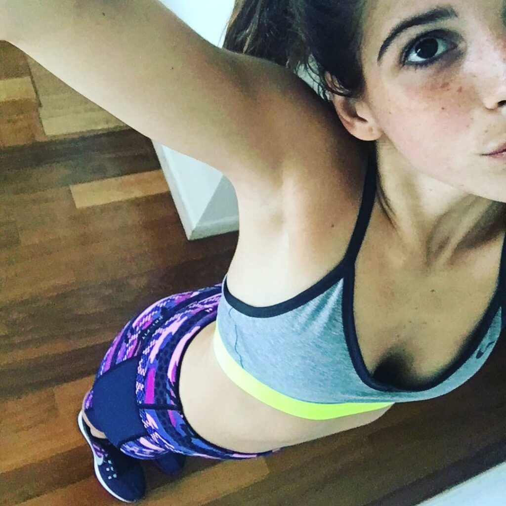 Buen día ! Buen día !  Nada mejor que arrancar la mañana entrenando!  hoy runnin...