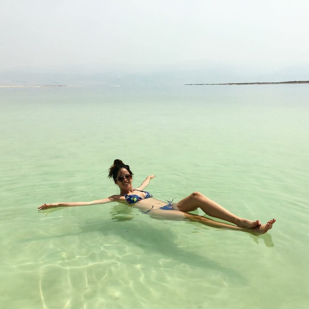 Buen día !  Mar muerto  @projectupload @fattal_hotels #Israel...