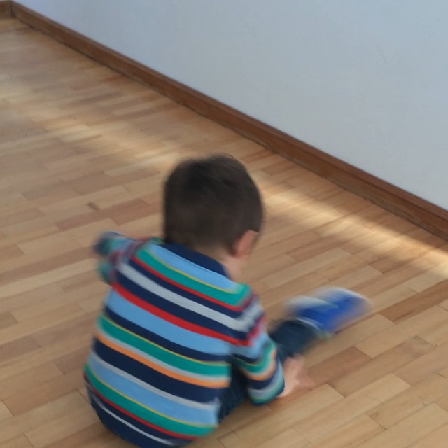 Es alto bailarín! Y mira como te imita @blancogjorge...