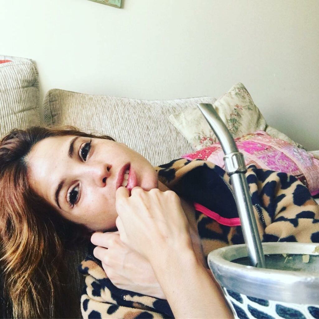 Buen día !  Arrancando mañana con ricos mates!  en un rato nuevo vídeo ! ...