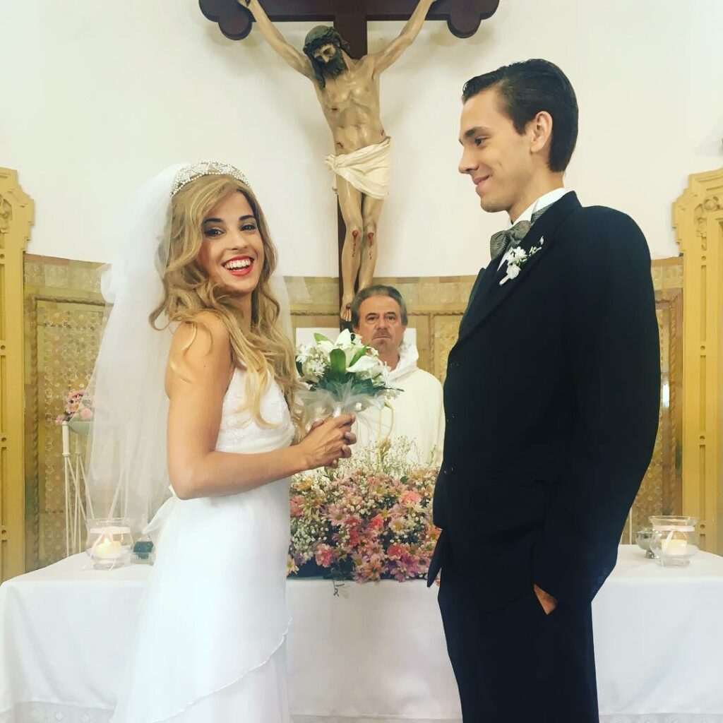 Buen Día !!!!! #Natalia y #Tomas se casaron!  #qvatl ! Ya pronto podrán verlo!  ...