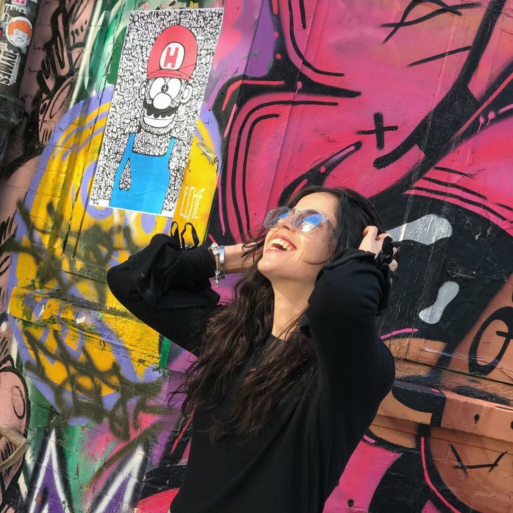 Cande Molfese: Jueves felizQue lindo que ya estoy en Londres
Por fin Empezó esta aventura ! Ho… Jueves felizQue lindo que ya estoy en Londres
Por fin Empezó esta aventura ! Ho...