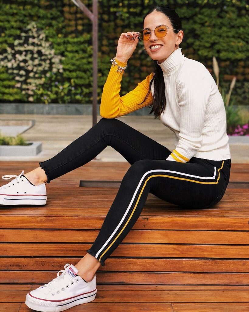 Cande Molfese: M i e r c o l e s Y seguimos de visita en este maravilloso país !
Ustedes que … M i e r c o l e s Y seguimos de visita en este maravilloso país !
Ustedes que ...