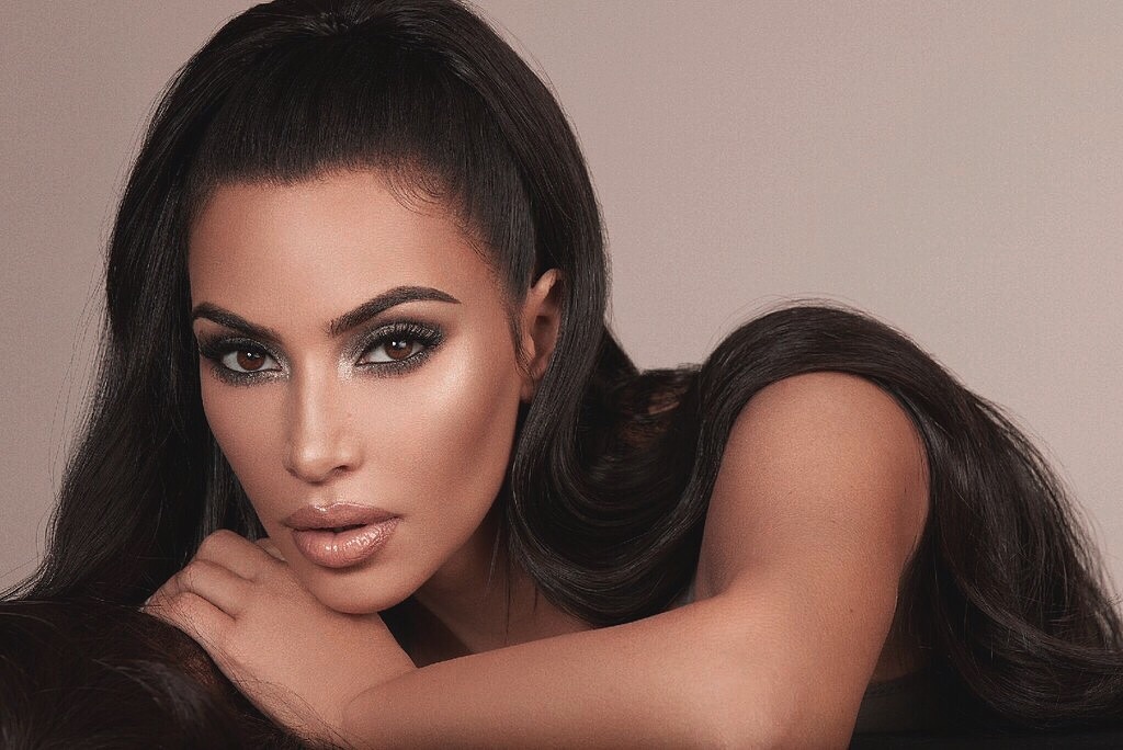 The @kkwbeauty Glam Bible is launching Nov 23. I know you guys are gonna love th...