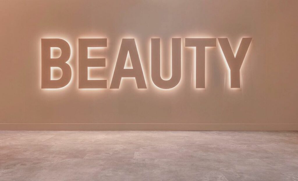 Who has gone to my @kkwbeauty pop up shop? Be sure to check it out at @southcoas...