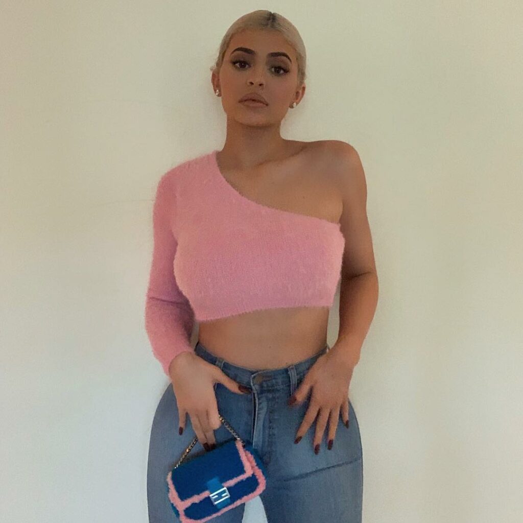 on wednesday’s @fashionnova...