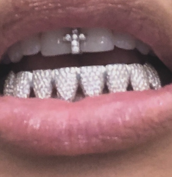 new grillz...