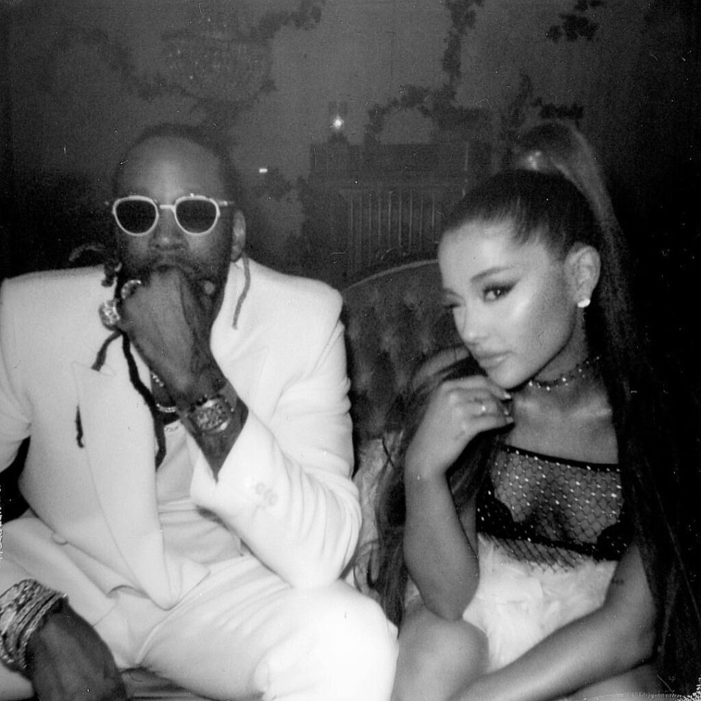 rule the world video out now  @2chainz...