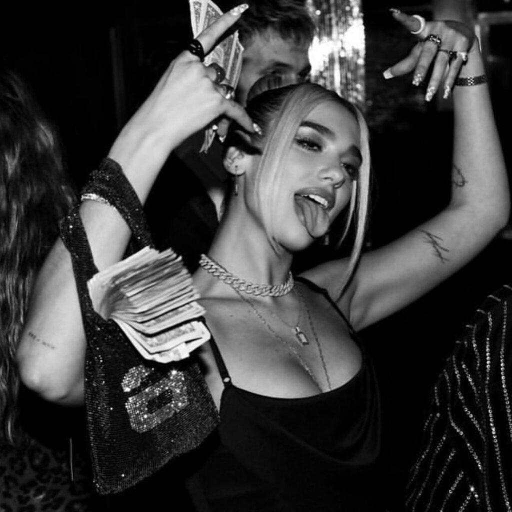 @lizzobeeating invited us to Crazy Girls to celebrate her Grammy wins and I knew...