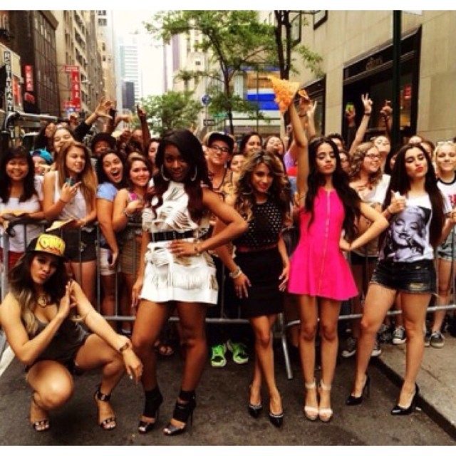 SUNSHINES we'll see you at the today show today. tomorrow show tomorrow. yesterd...