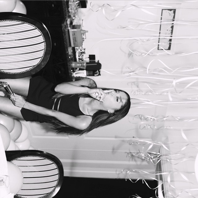 preppin the balloooons n shhhhiiiiii  !!!!!!!!!...