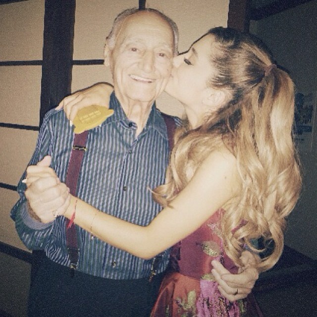 another kissing grandpa on the cheek photo to add to the collection #grandpz ...