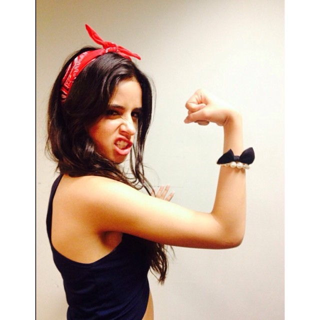 i'd like to pretend i have guns but i am definitely feelin rosie the riveter-esq...