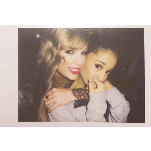 honorary angels for the day @taylorswift  the sweetest #VSfashionshow...