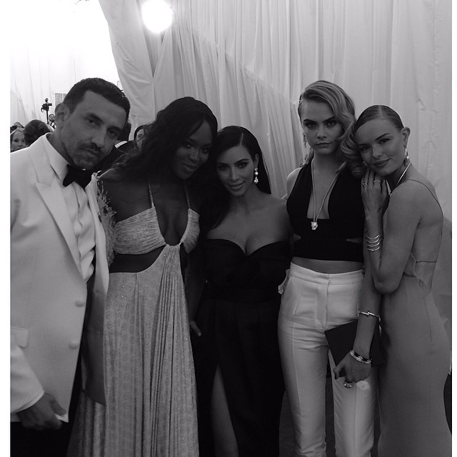 #RiccardoTisci #NaomiCampbell #CaraDelevigne #KateBosworth...
