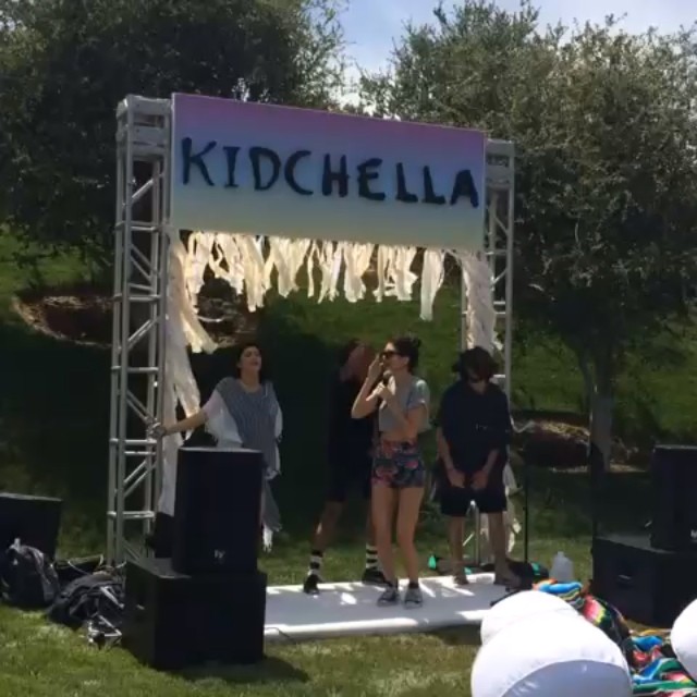 A little karaoke at Kidchella...