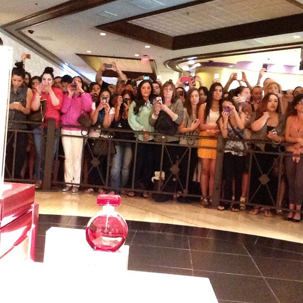 #KardashianKhaos #Glam...