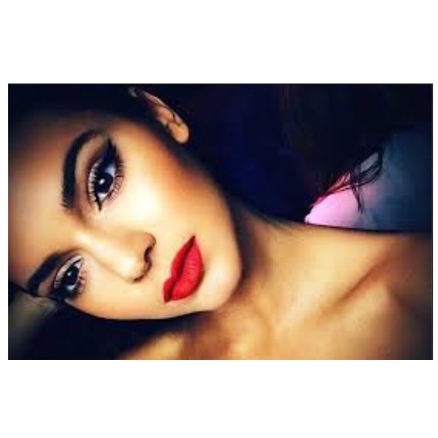 To the sweetest girl in the world Happy Birthday I love you so much @kendalljenn...