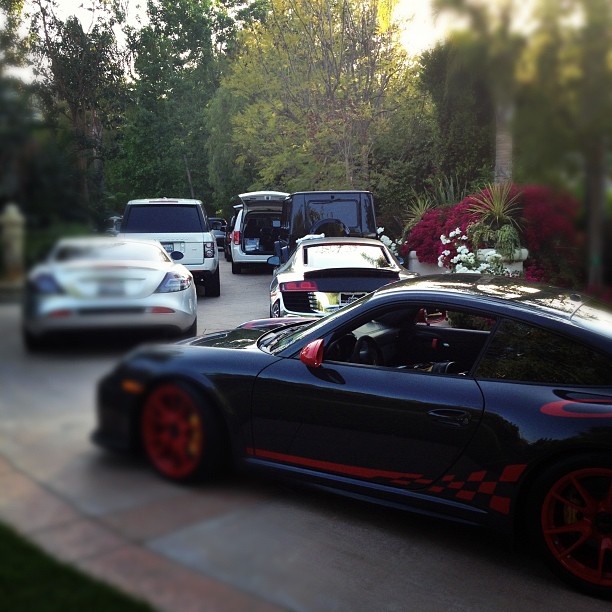 Havin trouble fittin in the driveway, brah?!...