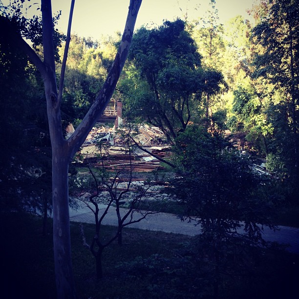 My old house! Isn't it cute? Lawl jk they tore it down....